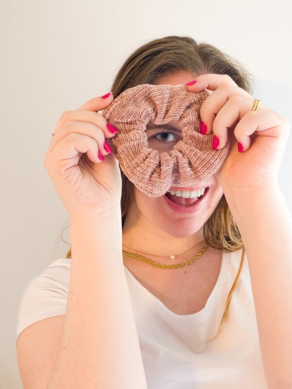 Alternative view of Scrunchie Rose